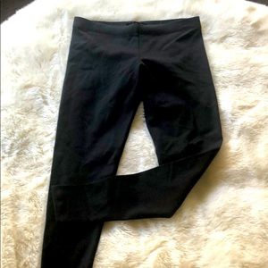 David Lerner black capris (Sz S)